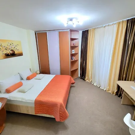 Apartment On Hryshka Street Kyiv Exterior photo
