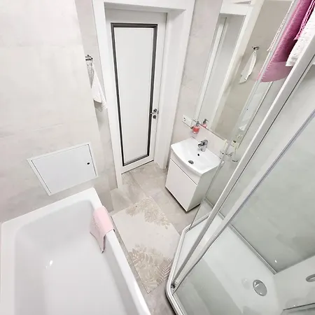 Apartment On Hryshka Street Kyiv Room photo