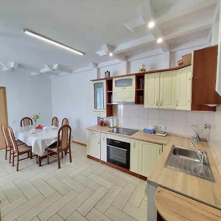 Apartment On Hryshka Street Kyiv Room photo