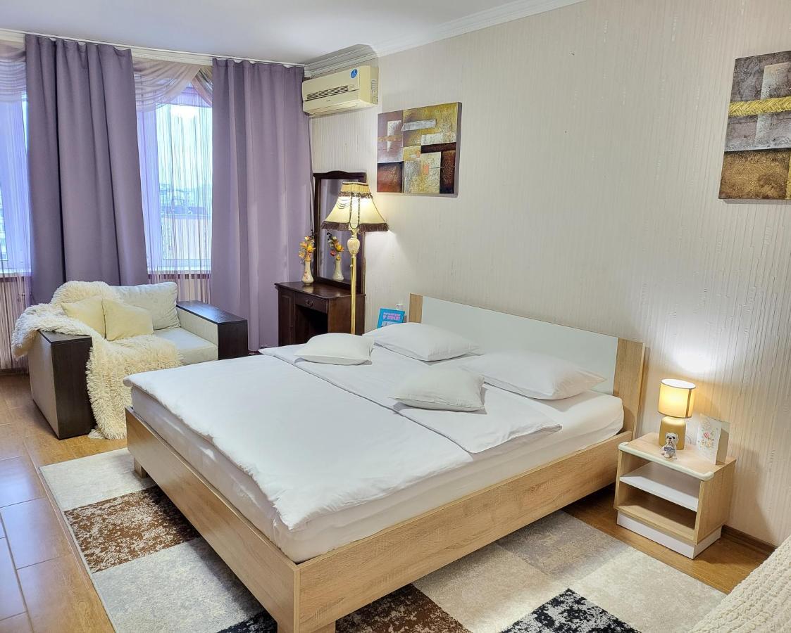 On Hryshka Street Apartment *