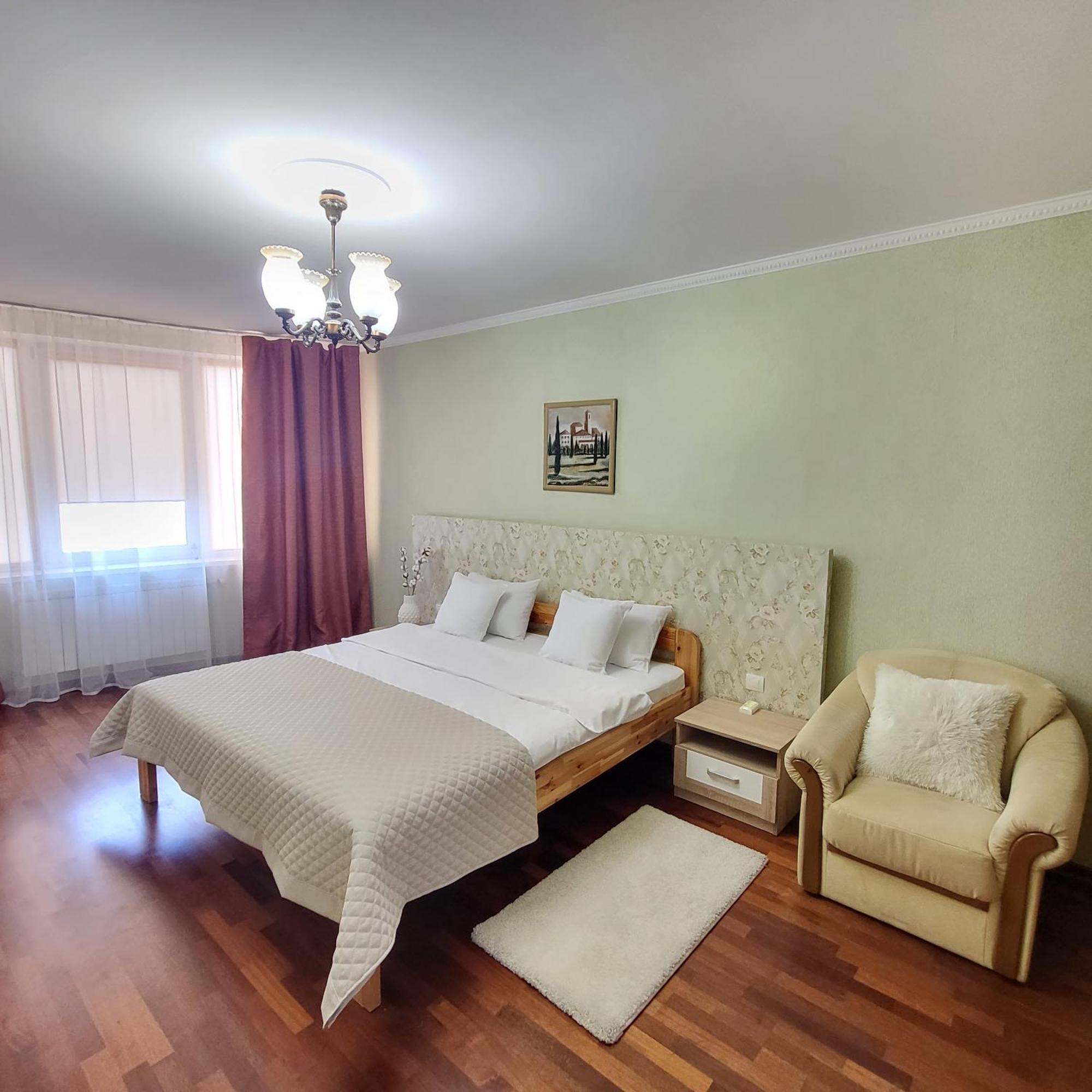 Apartment On Hryshka Street